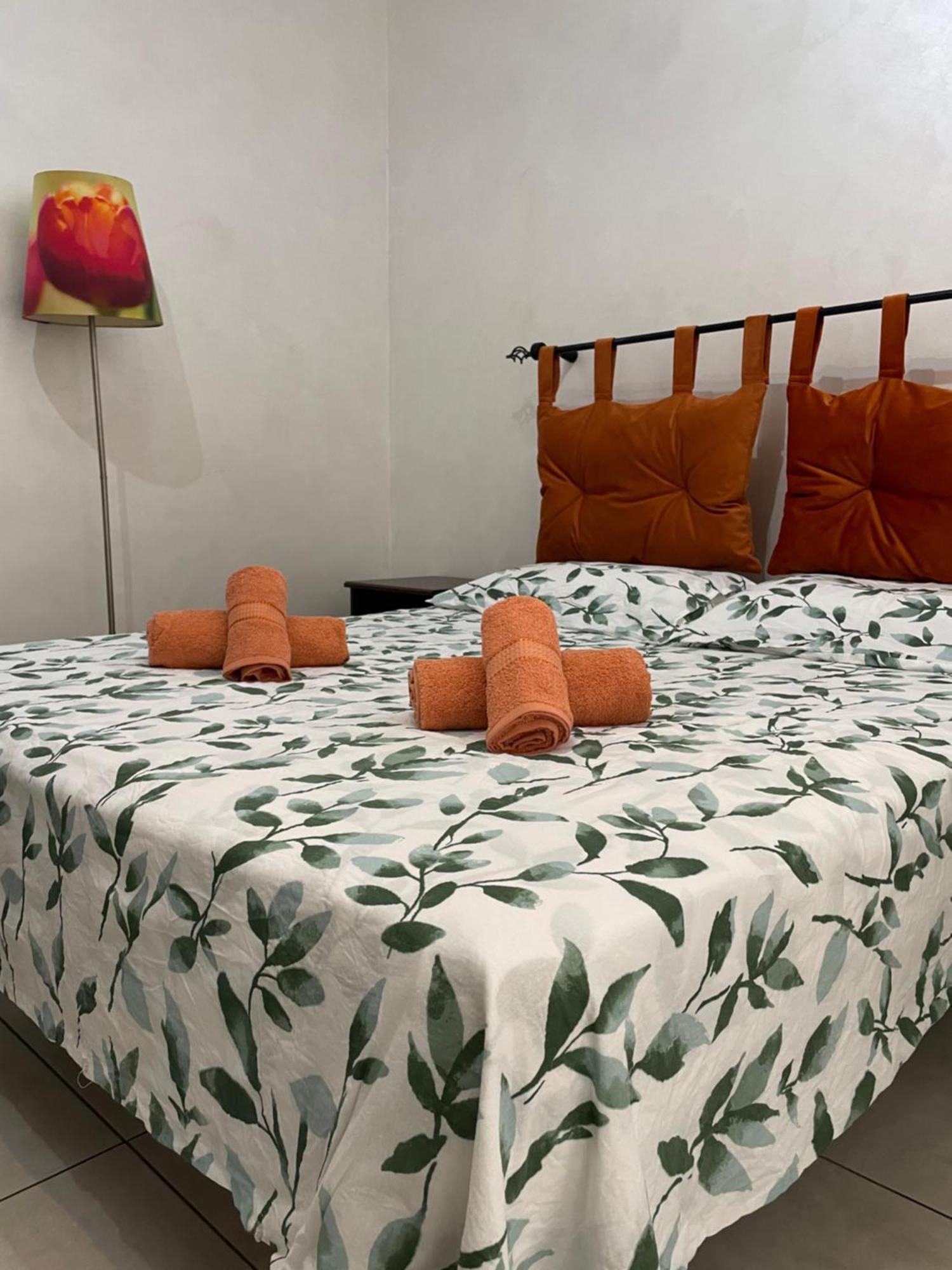 With Parking Near The Airport And * Fiumicino